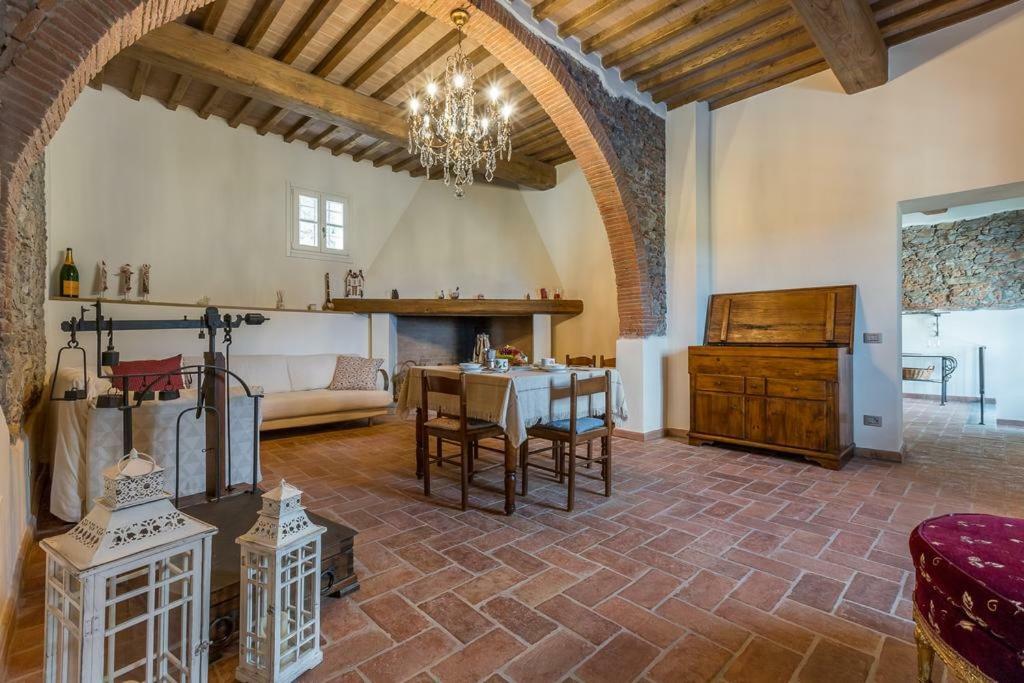 Relais Del Lago E Relais Del Monte Filettole ภายนอก รูปภาพ